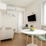 Zanella 50 Апартаменты