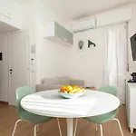 Апартаменты Zanella 50 *